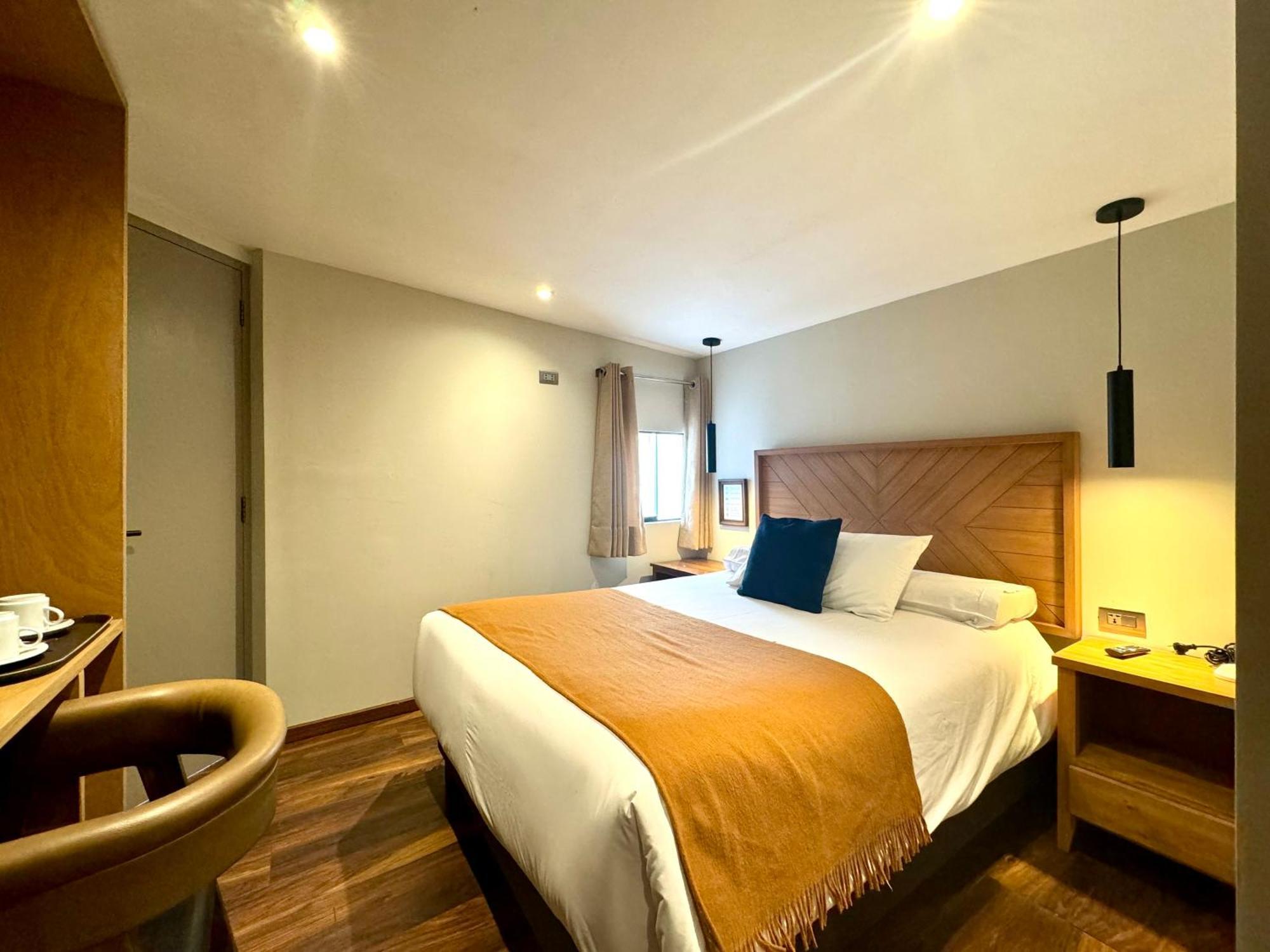 Hotel Montes Central กุสโก ภายนอก รูปภาพ