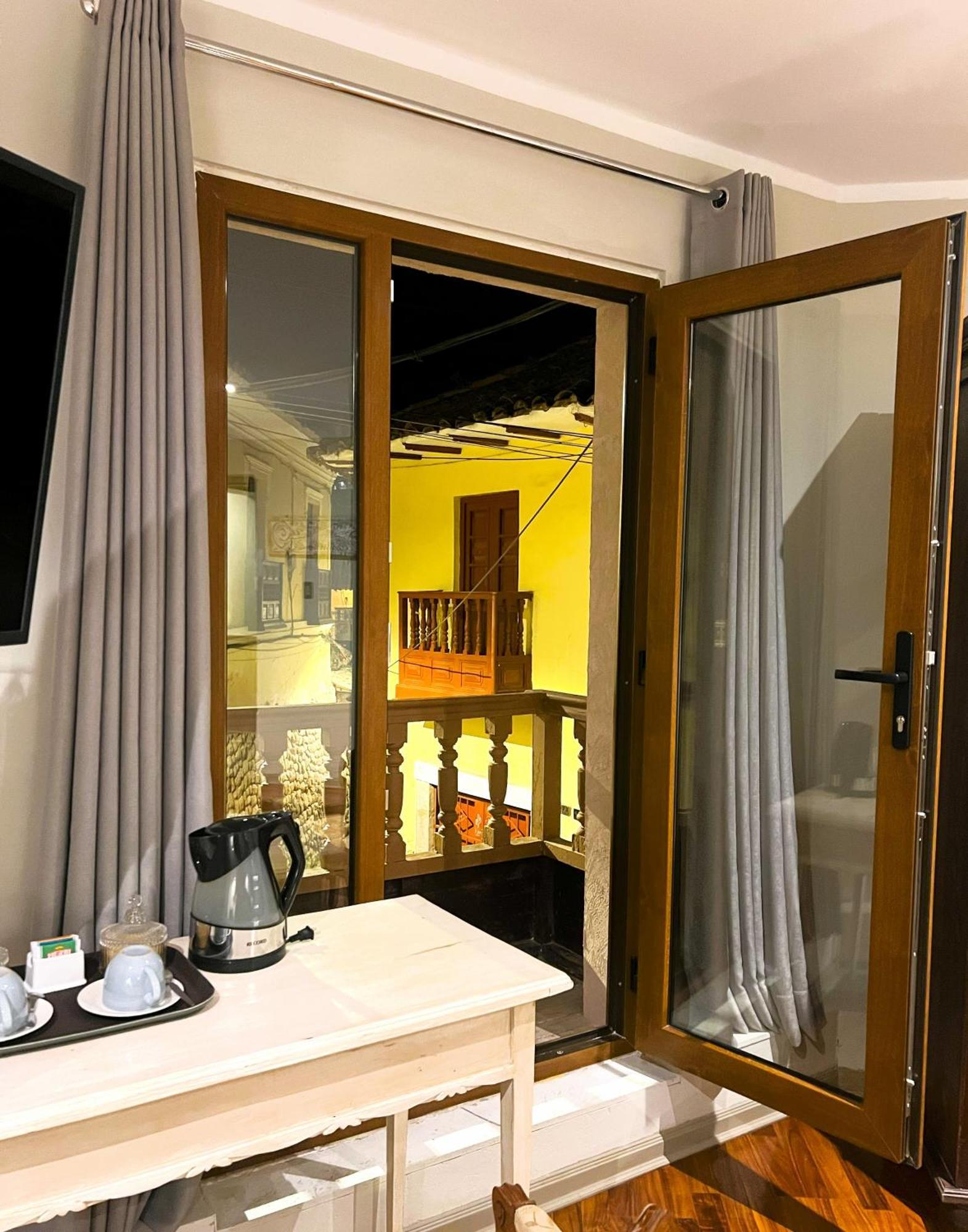 Hotel Montes Central กุสโก ภายนอก รูปภาพ