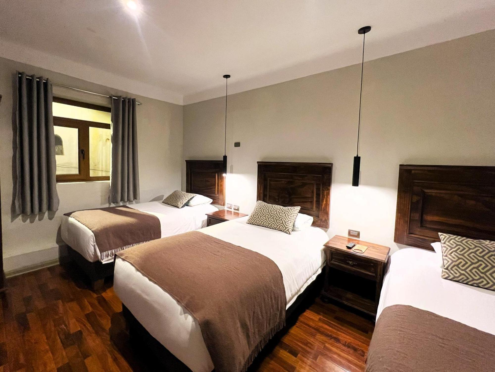 Hotel Montes Central กุสโก ภายนอก รูปภาพ