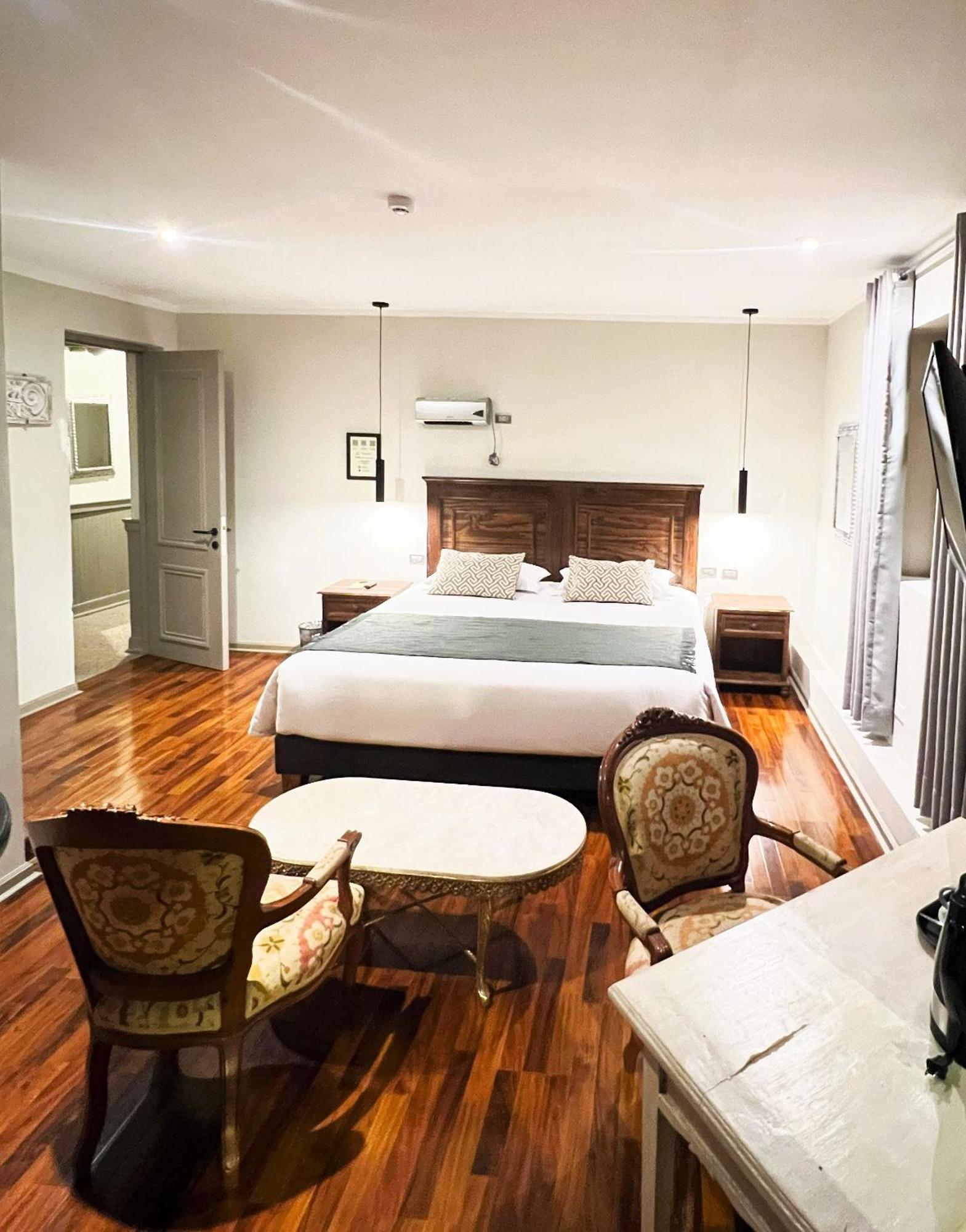 Hotel Montes Central กุสโก ภายนอก รูปภาพ