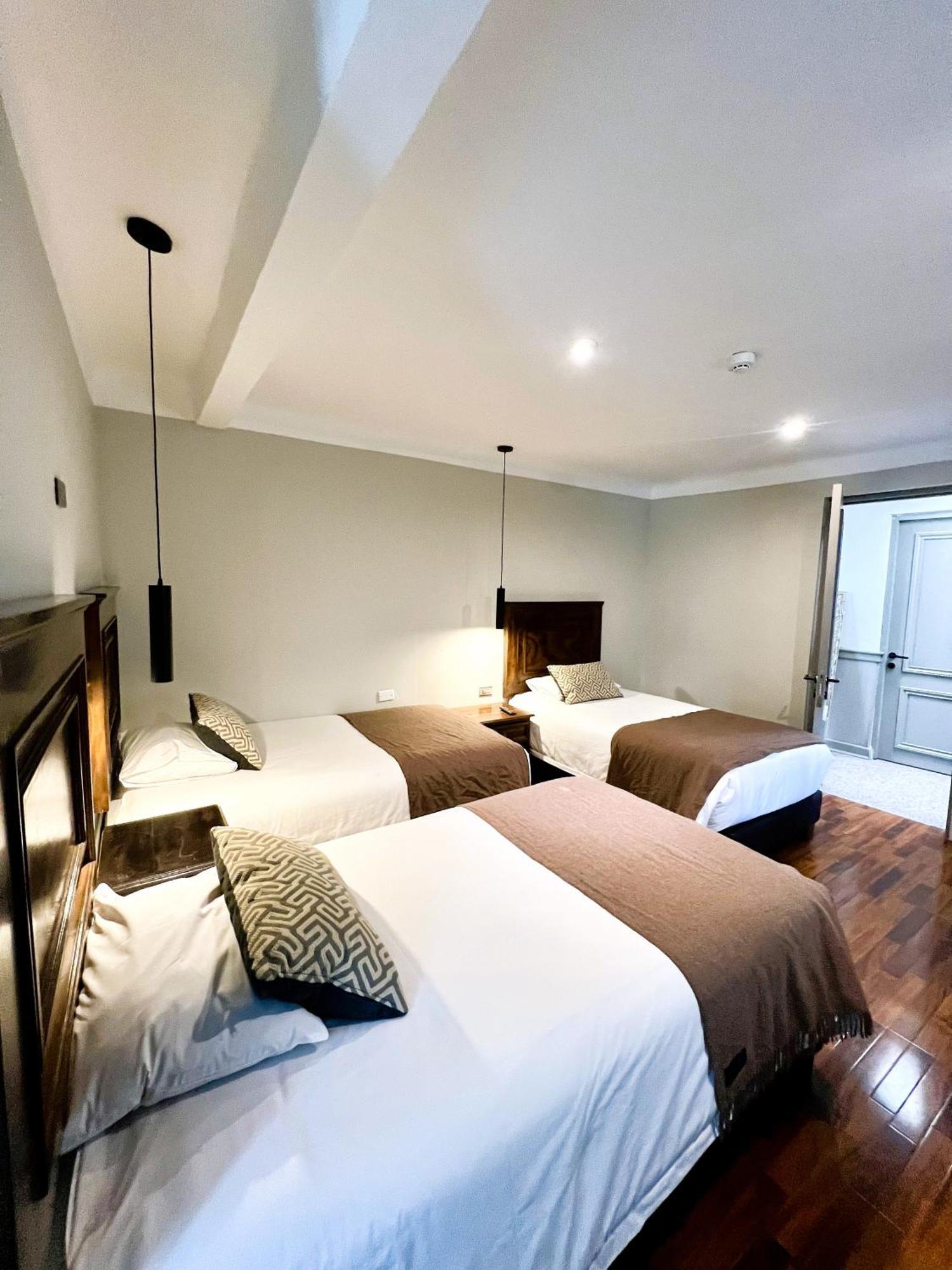 Hotel Montes Central กุสโก ภายนอก รูปภาพ