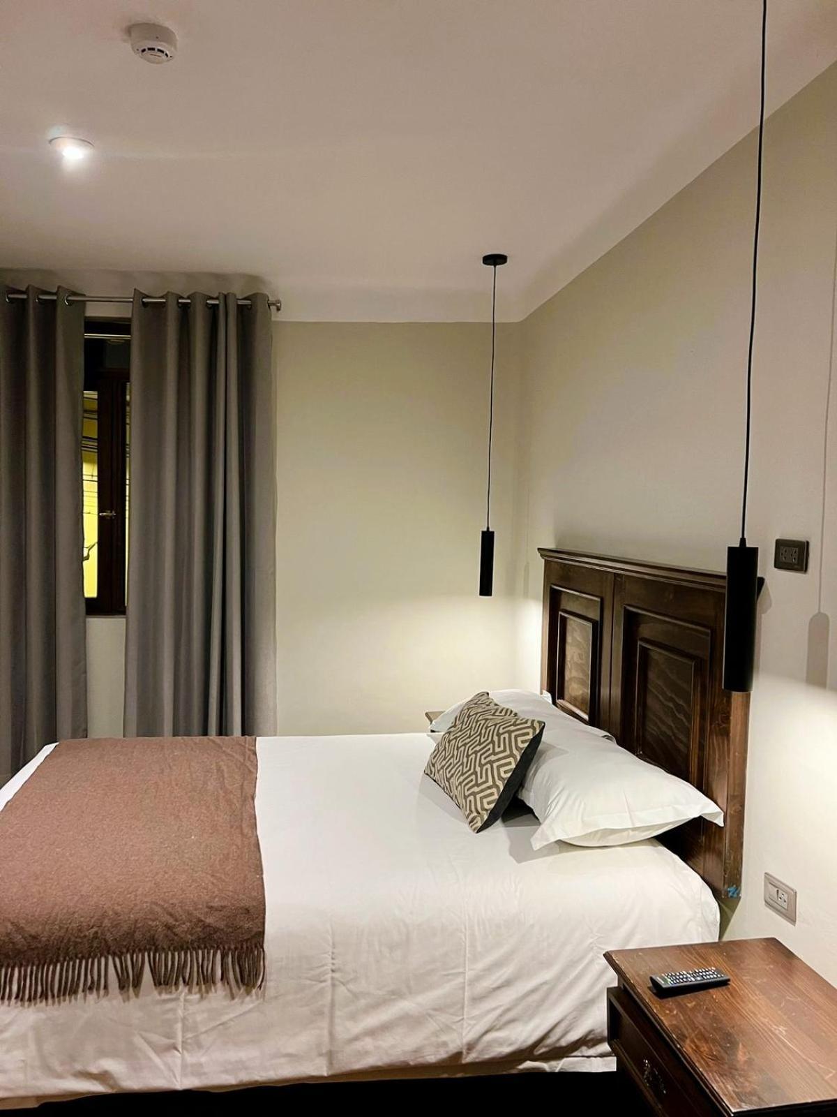 Hotel Montes Central กุสโก ภายนอก รูปภาพ