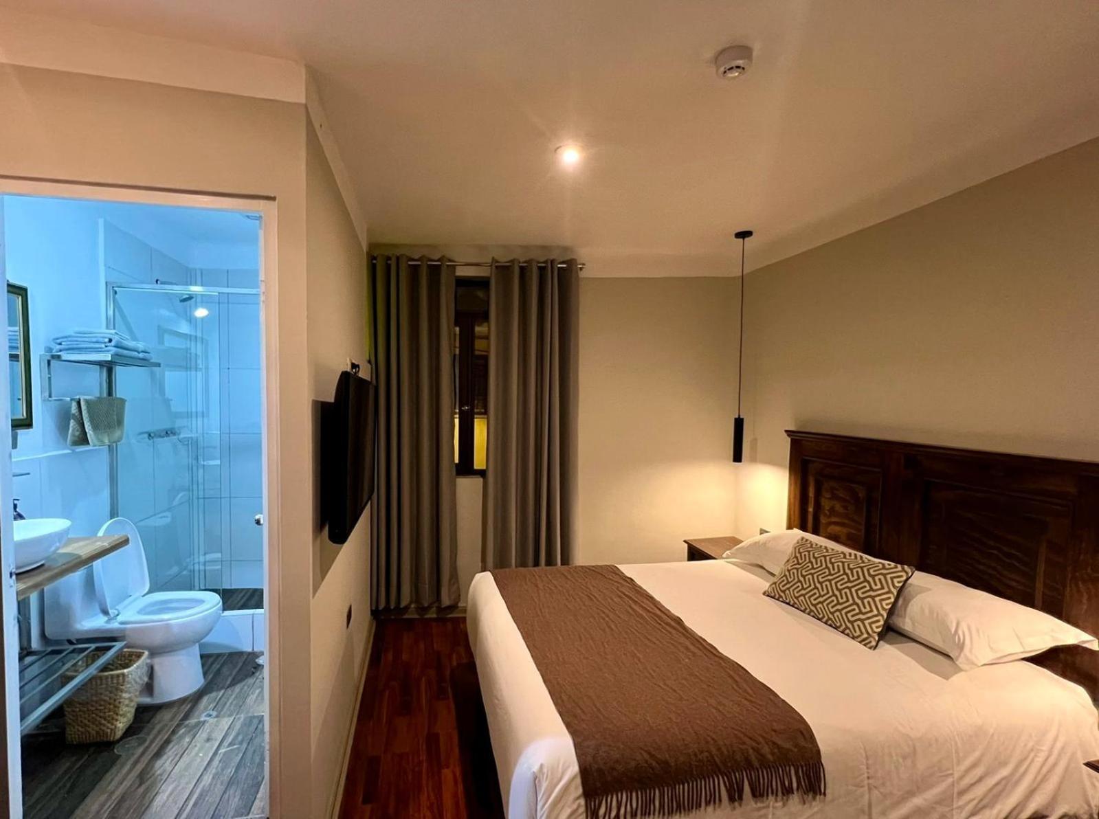 Hotel Montes Central กุสโก ภายนอก รูปภาพ