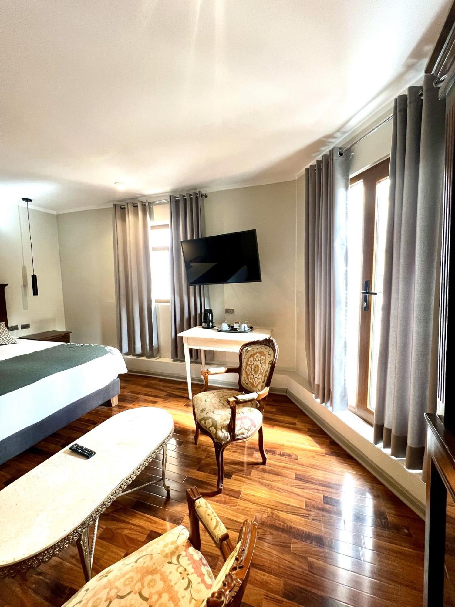 Hotel Montes Central กุสโก ภายนอก รูปภาพ